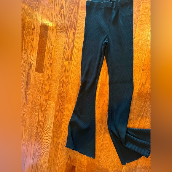 aerie Other - selling aerie s/p paid $25 asking for $15